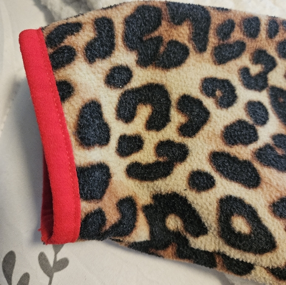 Pink Fleece - Picture 2 of 4